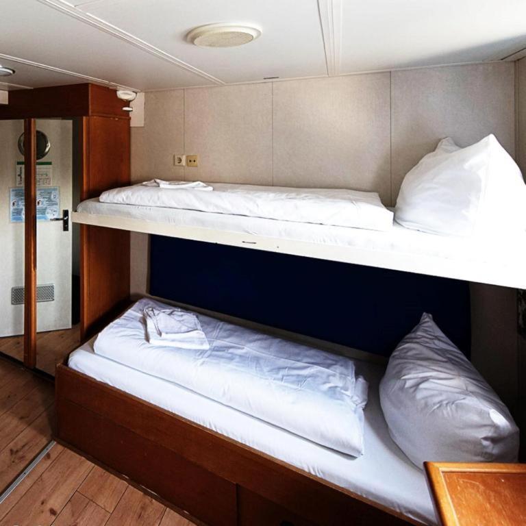 Hotel Shipotel-berlin Gmbh, Shipotel Eastern & Shipotel Western Berlijn